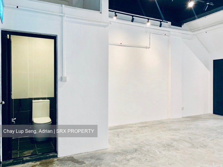 Sam Leong Road (D8), Shop House #210819441